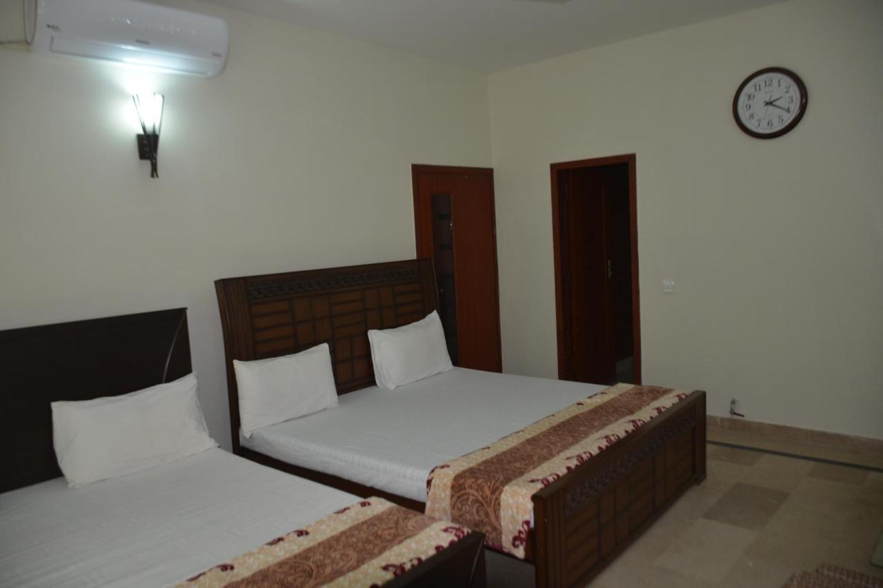 The Travelers Den Hotell Islamabad Eksteriør bilde